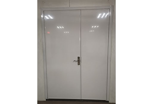 Electrostatic spraying mother door