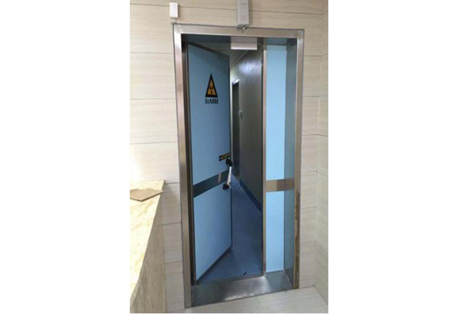 Radiation protection manual unequal double door